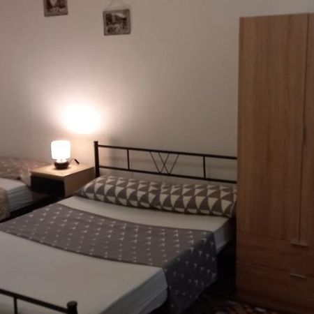 Urpi Rooms บาร์เซโลนา ภายนอก รูปภาพ