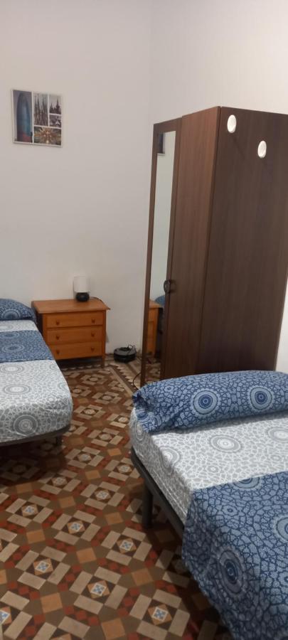 Urpi Rooms บาร์เซโลนา ภายนอก รูปภาพ
